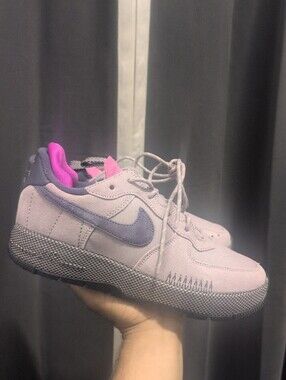 Nike Women's Air Force 1 Wild 'Light Violet Ore' hyper magenta/Raisin Size 8.5